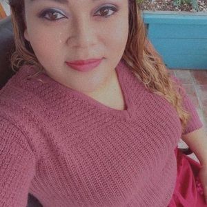 Meet your Posher, Noemy